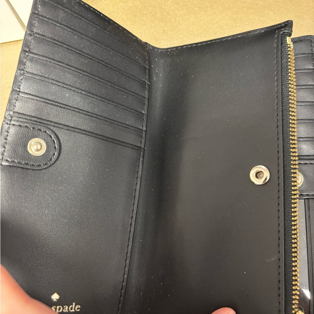 Kate Spade wallet - Picture 3 of 6